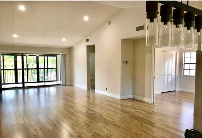 22799 Trelawny Terrace in Boca Raton, FL - Building Photo - Building Photo