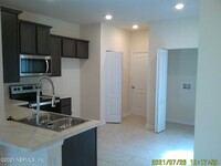 9615 Baylin Ct in Jacksonville, FL - Building Photo - Building Photo