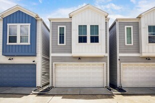 4155 Griggs Rd in Houston, TX - Building Photo
