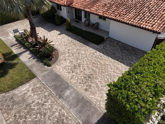 7780 SW 28th St in Miami, FL - Building Photo - Building Photo