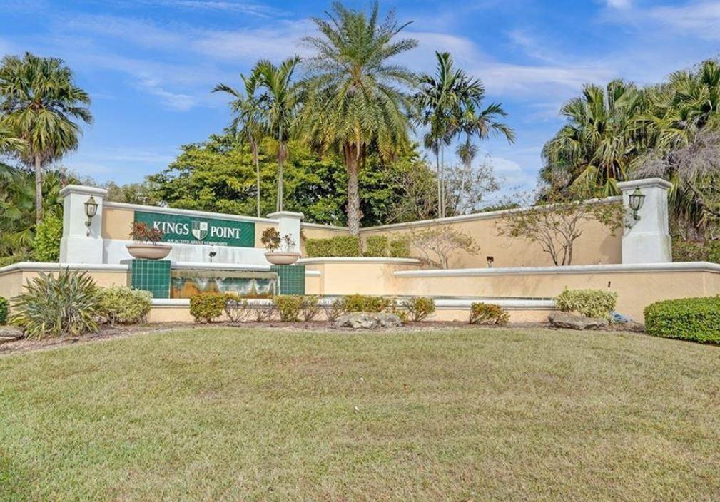 9789 N Belfort Cir in Tamarac, FL - Building Photo