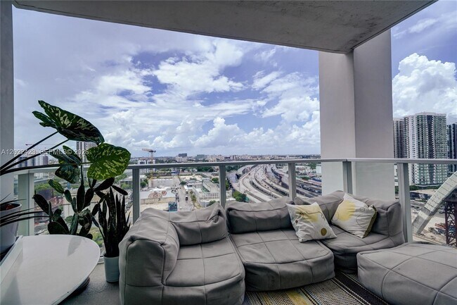 property at 1040 Biscayne Blvd