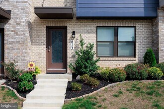 813 Bond St in Frederick, MD - Foto de edificio - Building Photo