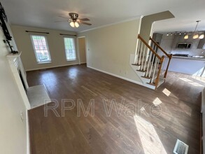 4204 Willow Lake Rd in Raleigh, NC - Building Photo - Building Photo