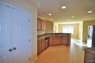 287 Big Oak Ln in Madison, AL - Building Photo - Building Photo