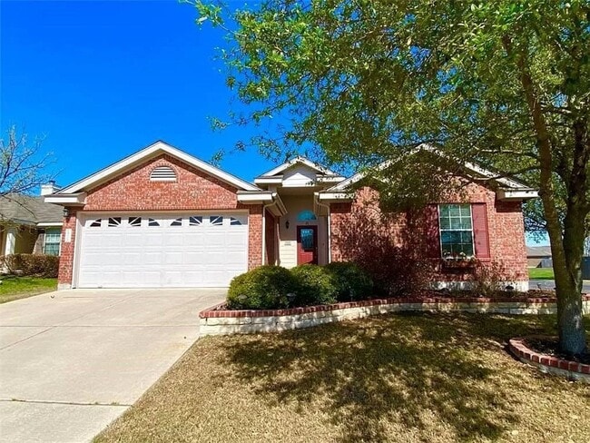 19001 Keeli Ln in Pflugerville, TX - Foto de edificio - Building Photo