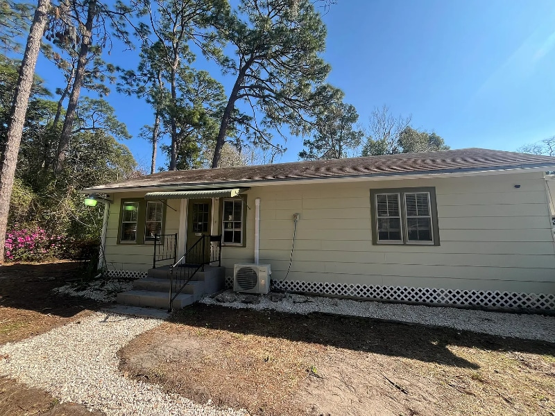 3919 NW 12th Dr in Gainesville, FL - Building Photo