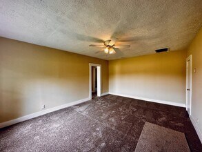 214 Campus Dr in Hendersonville, TN - Building Photo - Building Photo