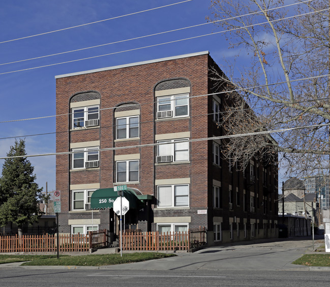 250 S 500 E in Salt Lake City, UT - Building Photo - Building Photo