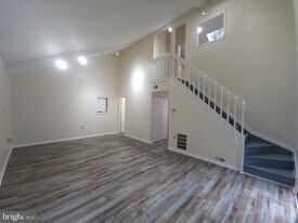 360 Hall Rd in Crownsville, MD - Building Photo