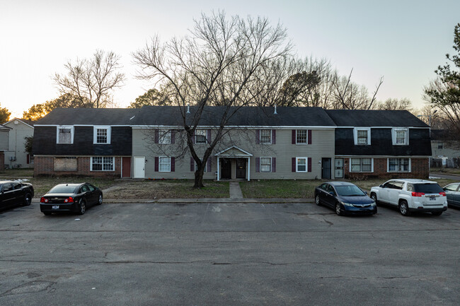 3752 Cambridge Station Dr in Memphis, TN - Building Photo - Building Photo