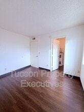 660 S Tucson Blvd in Tucson, AZ - Building Photo - Building Photo