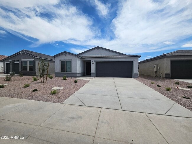 1185 N 13th St in Coolidge, AZ - Building Photo - Building Photo