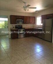 2910 W Verona Pl in Tucson, AZ - Building Photo - Building Photo