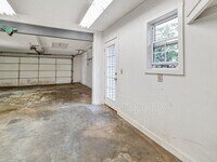 302 Wildmarsh Rd photo'