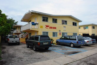 1580 NE 125th Ter in North Miami, FL - Building Photo - Building Photo