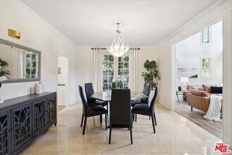4415 Dulcinea Ct in Los Angeles, CA - Building Photo - Building Photo