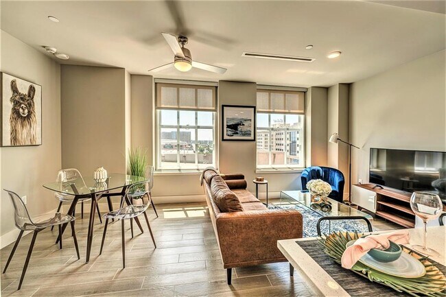 140 Park Ave-Unit -918 in Oklahoma City, OK - Building Photo - Building Photo