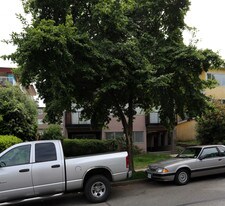 2358 York Ave in Vancouver, BC - Building Photo