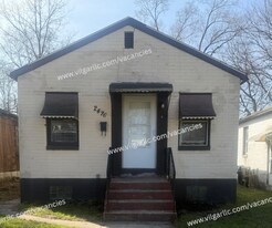 2476 Pennsylvania St in Gary, IN - Building Photo