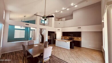 3439 N 126th Dr in Avondale, AZ - Foto de edificio - Building Photo