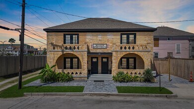 1811 20th St in Galveston, TX - Building Photo - Building Photo