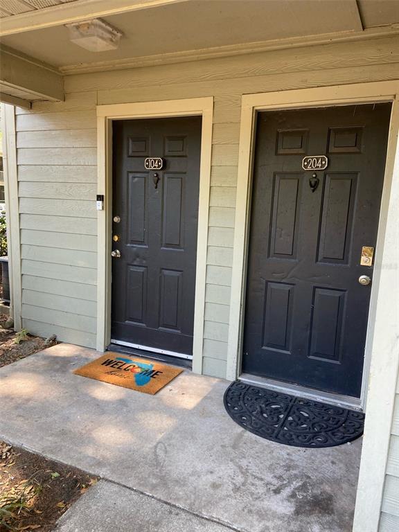 property at 5950 Westgate Dr