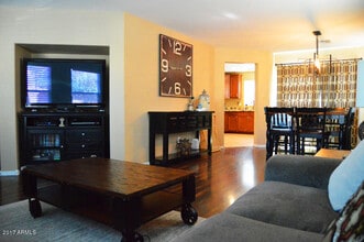 2232 S Buckaroo Trail in Gilbert, AZ - Building Photo - Building Photo