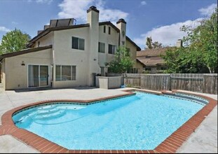 9524 High Park Ln in San Diego, CA - Building Photo - Building Photo