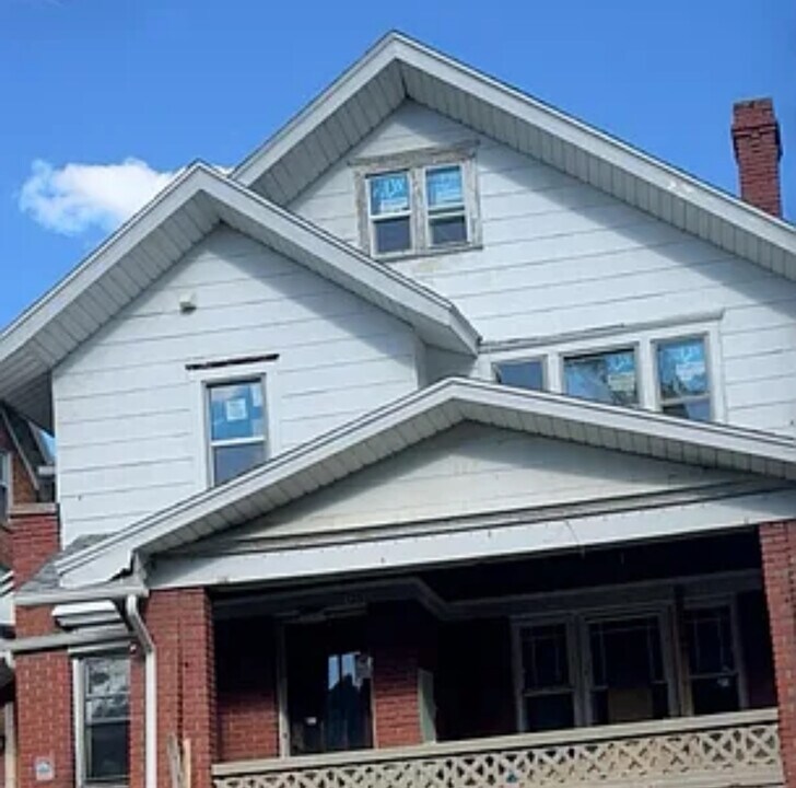 125 Blymyer Ave, Unit 125 1.5 in Mansfield, OH - Building Photo