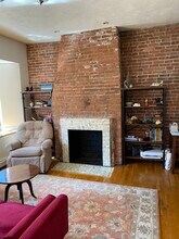 111 Gainsborough St, Unit 1 in Boston, MA - Foto de edificio - Building Photo