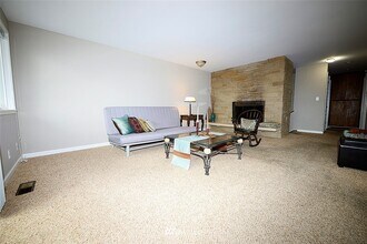 5012 Baker Ave NW, Unit Upstairs Right Room in Seattle, WA - Building Photo - Building Photo