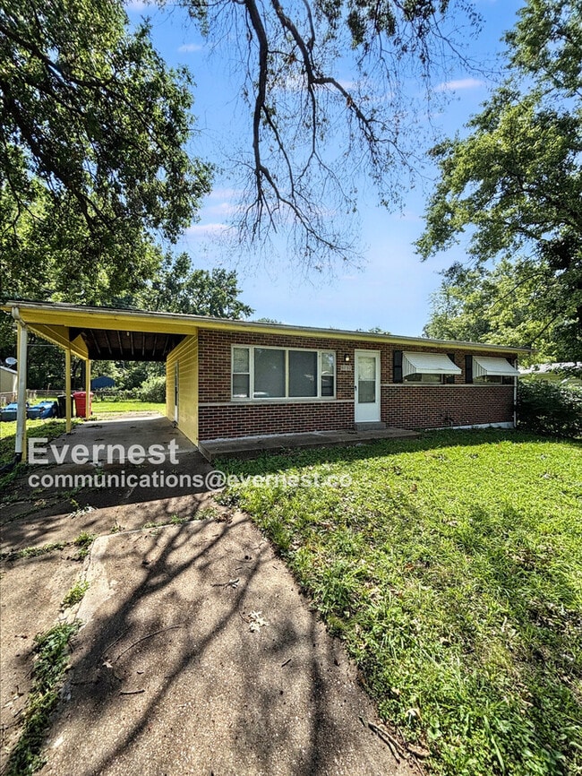 property at 9732 Glen Owen Dr