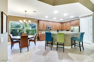 28495 Altessa Way in Bonita Springs, FL - Foto de edificio - Building Photo