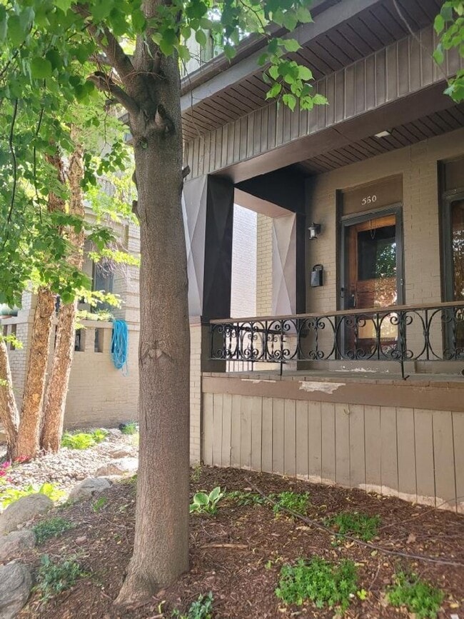 property at 560 S 26th Ave