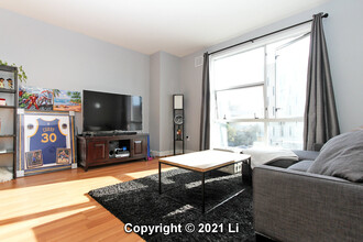 585 9th St, Unit 525 in Oakland, CA - Building Photo - Building Photo