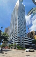 242427 Kuhio Ave. in Honolulu, HI - Building Photo - Building Photo