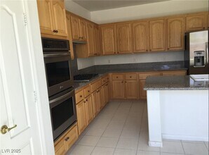 8045 Mosaic Harbor Ave in Las Vegas, NV - Building Photo - Building Photo