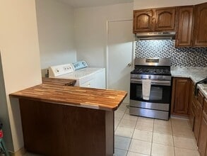 1249 Vestal Ave in Binghamton, NY - Building Photo - Building Photo