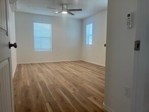 4505 12th St NW in Albuquerque, NM - Foto de edificio - Building Photo