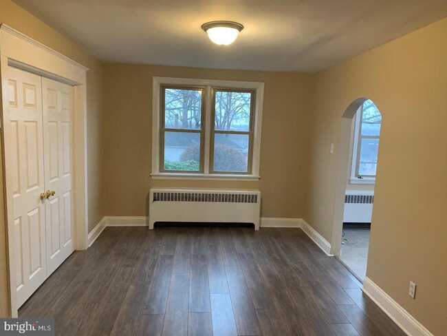 property at 1017 N York Rd