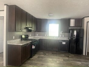 307 Oriole Ln in Madison, WI - Building Photo - Building Photo