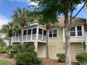 1520 Trumpet Vine Ct in Mount Pleasant, SC - Building Photo - Building Photo