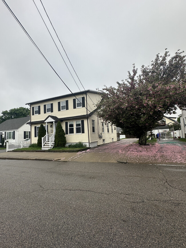 31 Annie St, Unit 2