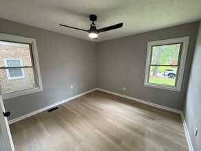 841 Pinewood Dr in Whiteville, NC - Building Photo - Building Photo