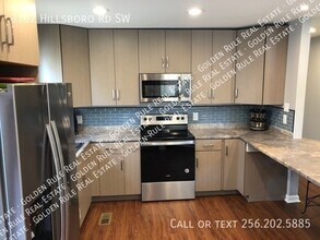3102 Hillsboro Rd SW in Huntsville, AL - Building Photo - Building Photo