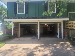 1633 N Rogers St in Independence, MO - Building Photo - Building Photo