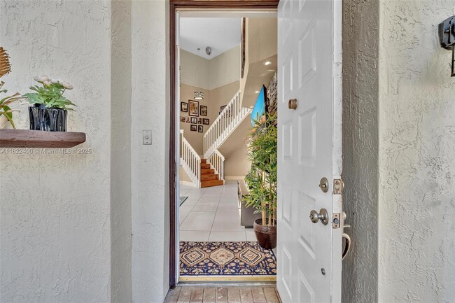 16408 Sapphire Pl in Weston, FL - Building Photo - Building Photo