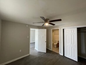 2013 N 11th St in Springfield, IL - Building Photo - Building Photo