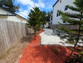 1736 W Cherry St in Tampa, FL - Building Photo - Building Photo